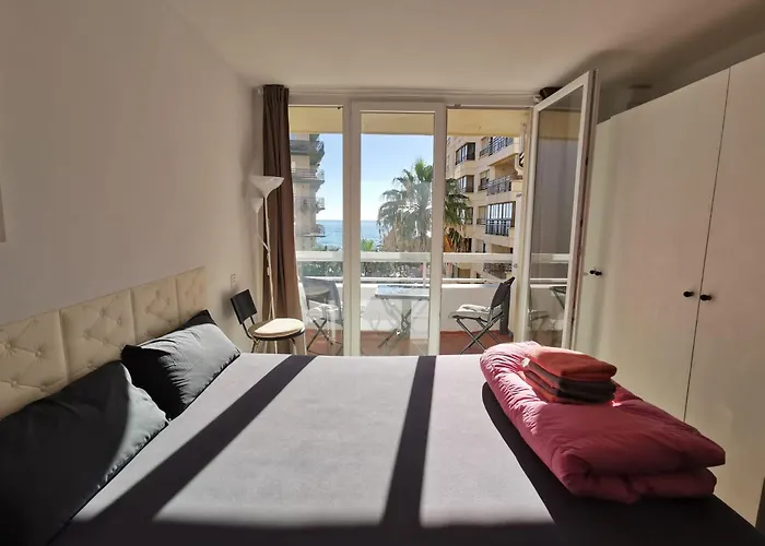 Apartment Center Sea View *