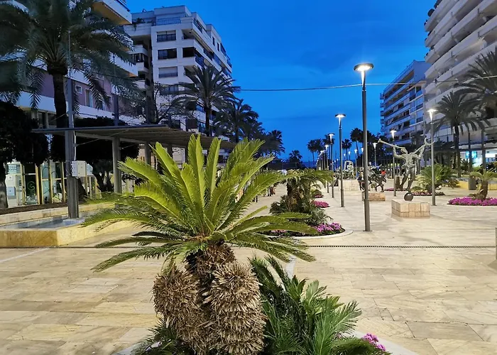 Center Sea View Апартаменты